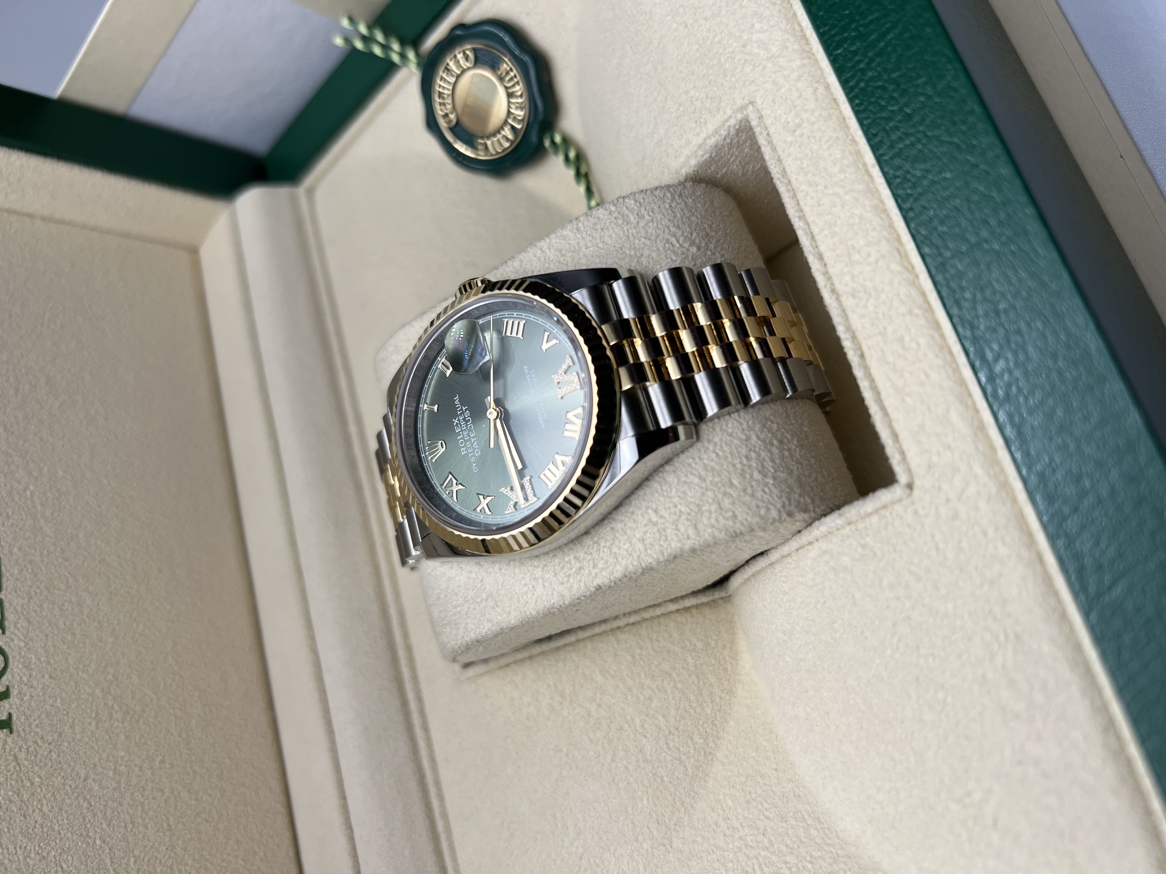 Rolex Datejust 36 watch: Oystersteel and yellow gold - m126233-0025